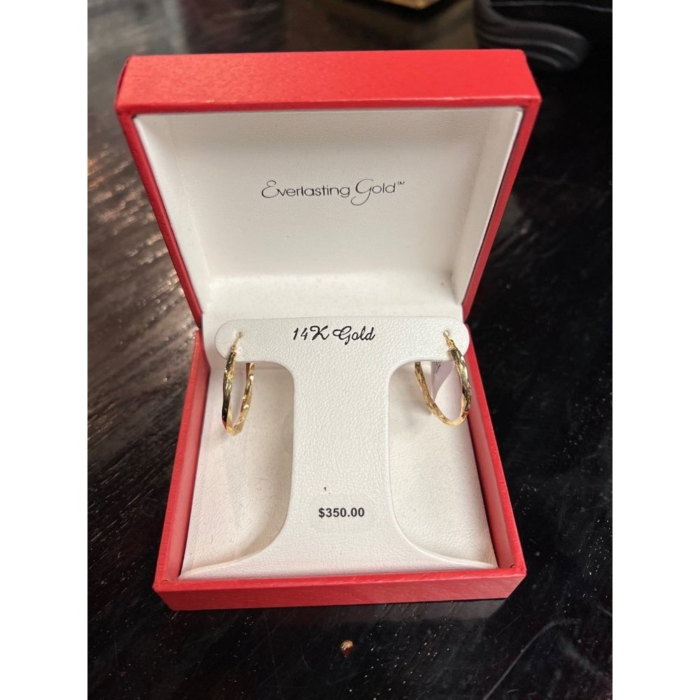 14 K gold hoop earrings--NEW